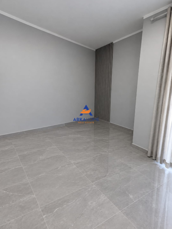 SHITET APARTAMENT 1+1+BALLKON "5 MAJI" 14500000 LEKE
