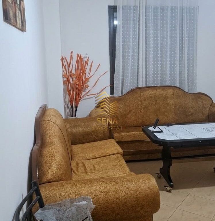 In affitto, appartamento 2+1+balcone, Yzberisht, Nela 6, 40.000 Lek/mese