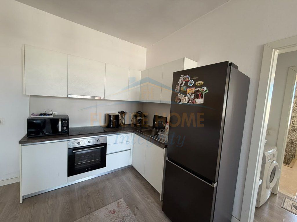 🏡 SHITET APARTAMENT 1+1 + POST PARKIMI | FUSHA E AVIACIONIT, TIRANË