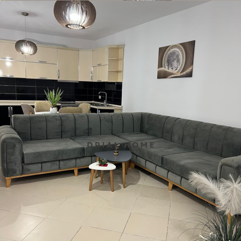 Apartament me qera 2+1