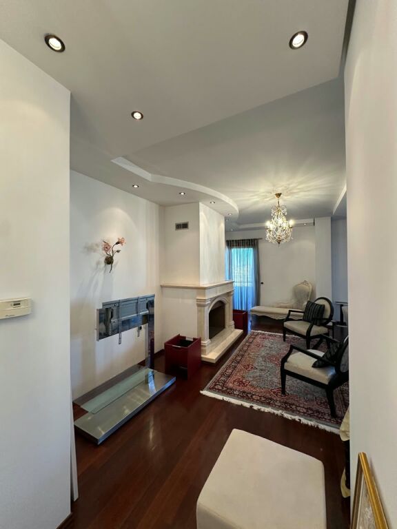 🏡 JEPET ME QIRA APARTAMENT EKSKLUZIV 4+1+3 | BLLOK