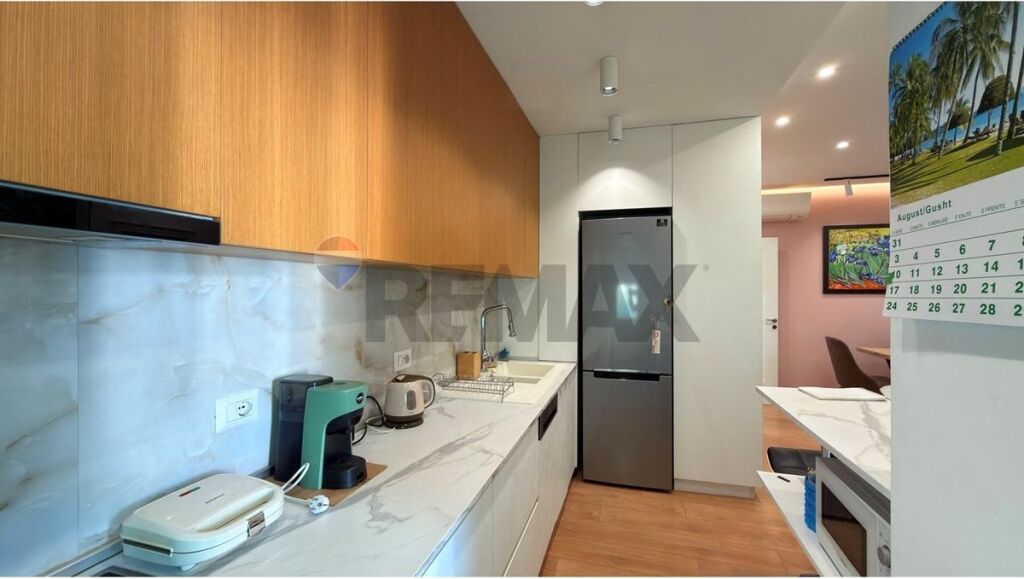 APARTAMENT 2+1 ME QIRA | MYSLYM SHYRI