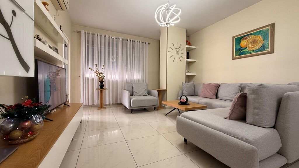 3+1 APARTMENT FOR SALE PARIS COMMUNE TIRANA