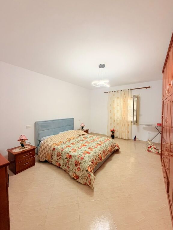 APPARTAMENTO 2+1+2 IN AFFITTO VICINO A GEGA OIL BEACH, DURRES