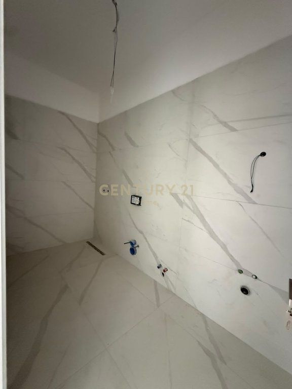 Vendesi Appartamento 2+1+2 Splendor Residence Porcelan 170,000 €