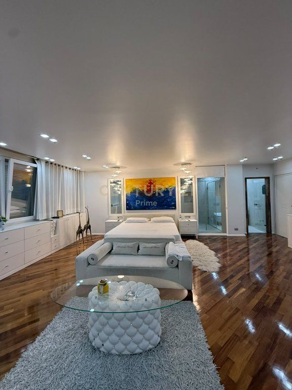 SHITET APARTAMENT TEK ZOGU I ZI – TIRANË