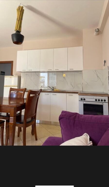 Apartament 1+1 per qera Yzberisht !