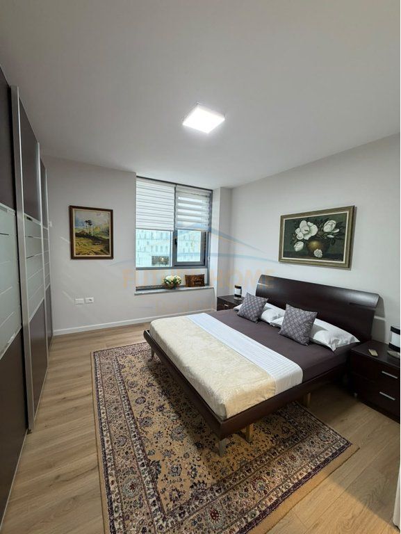 Qira,Apartament 2+1+2,Qendër.