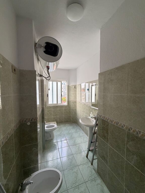 🏡 Jepet me qira apartament 2+1  📍 Rruga e Durrësit, pranë Alba 2000