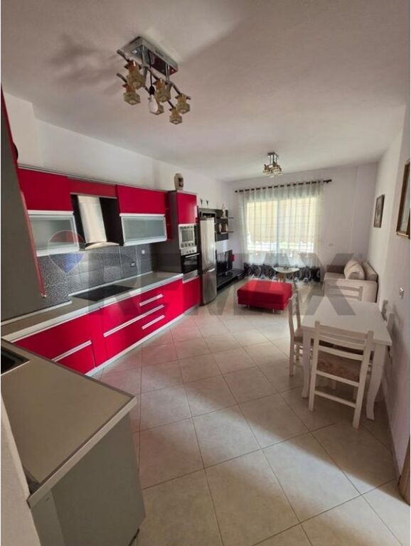 Apartament - Për Qira - Materniteti i Ri