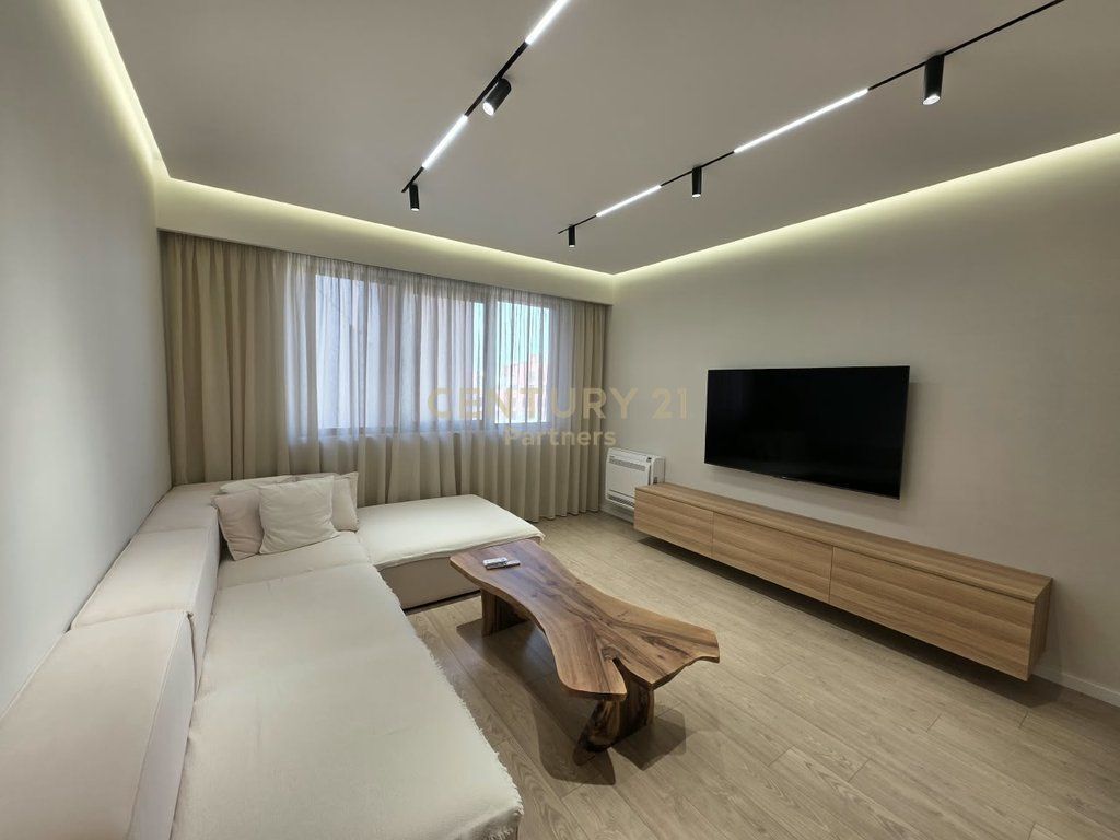 APPARTAMENTO MODERNO IN AFFITTO – URBAN GATE, ASTIRR 550 € /Mese 50,000 Lekë /Mese