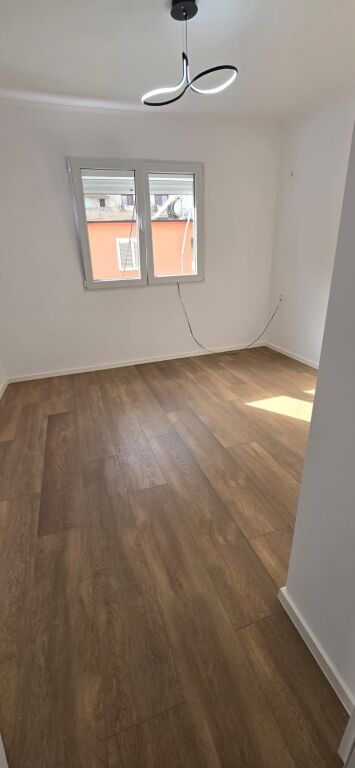 Apartament 1+1 ne shitje ne Rrugen e Kavajes, Mbrapa Concord Center ID 5872