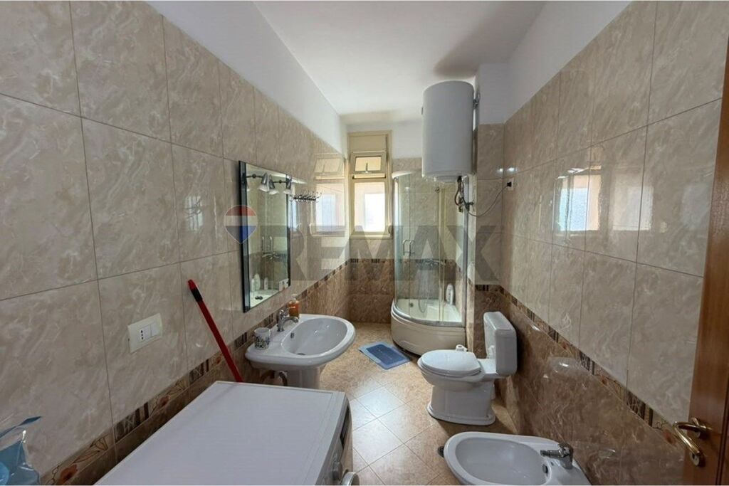 2+1 APARTMENT FOR LONG-TERM RENT – LUNGOMARE, VLORË!