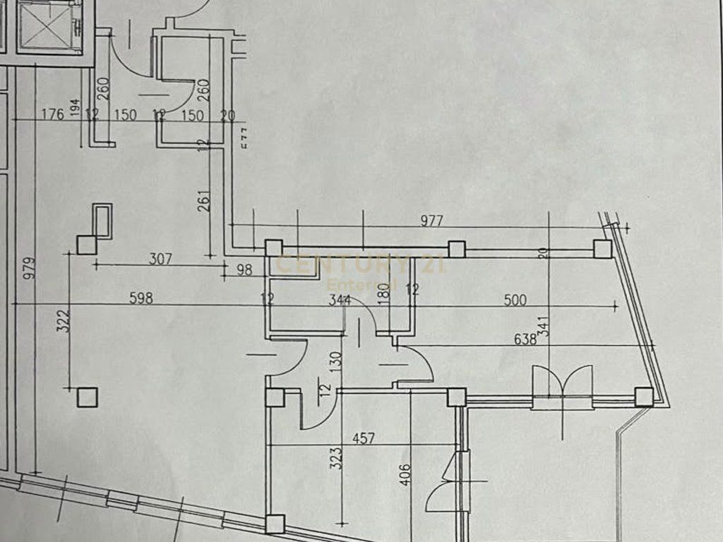 Shitet Apartament 2+1 tek Rr Elbasanit