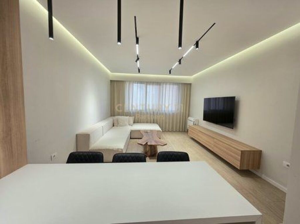 APPARTAMENTO MODERNO IN AFFITTO – URBAN GATE, ASTIR