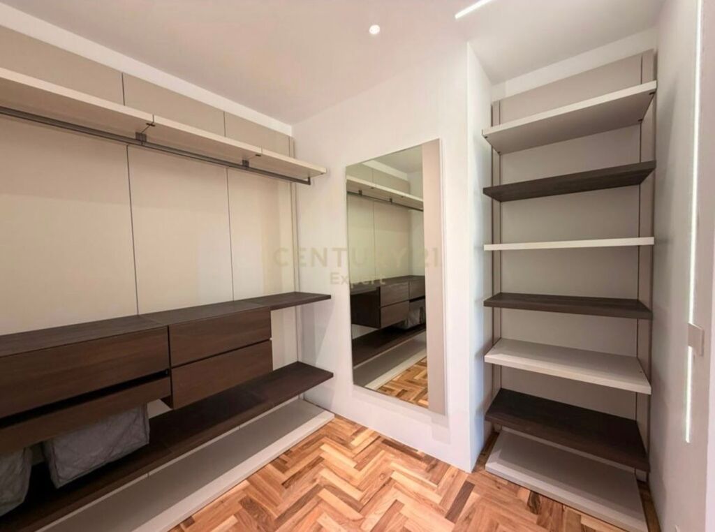 APPARTAMENTO 1+1 IN AFFITTO CON POSTO AUTO NEL RESIDENCE AMBASSADOR 3 VICINO AD AIR ALBANIA