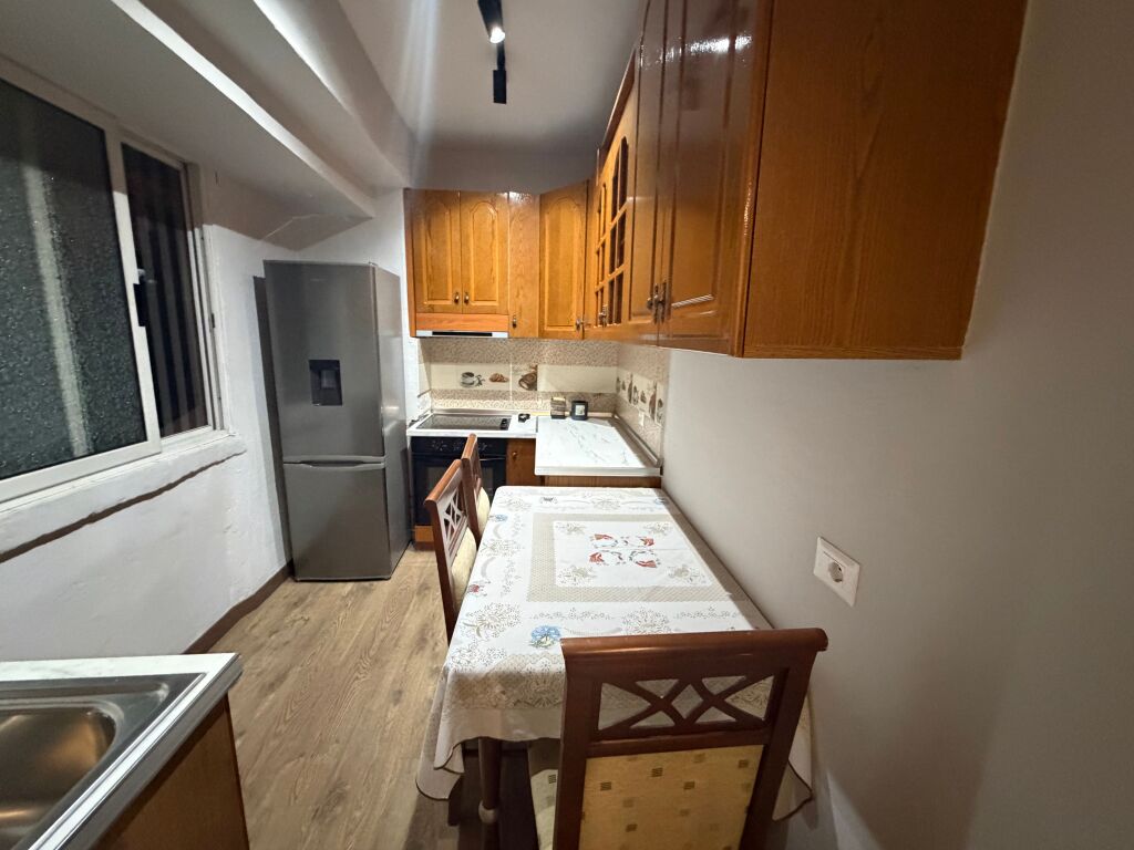 2+1, existing 3rd floor, Zogu i Zi, 600 thousand lek