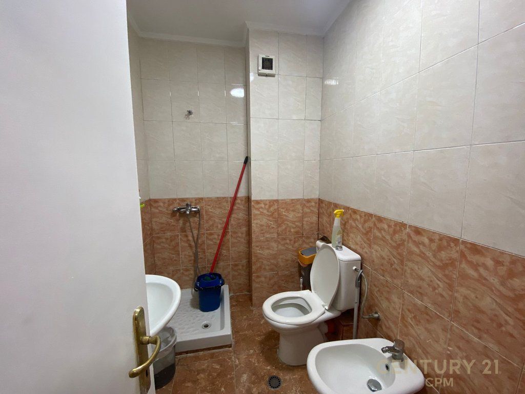 LULISHTJA KOMUNA PARISIT JAPIM ZYRE ME QIRA