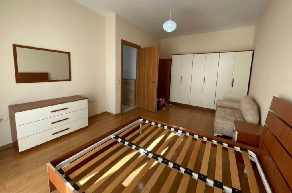 appartamento 1+1 in affitto presso Kompleksi Kontakt