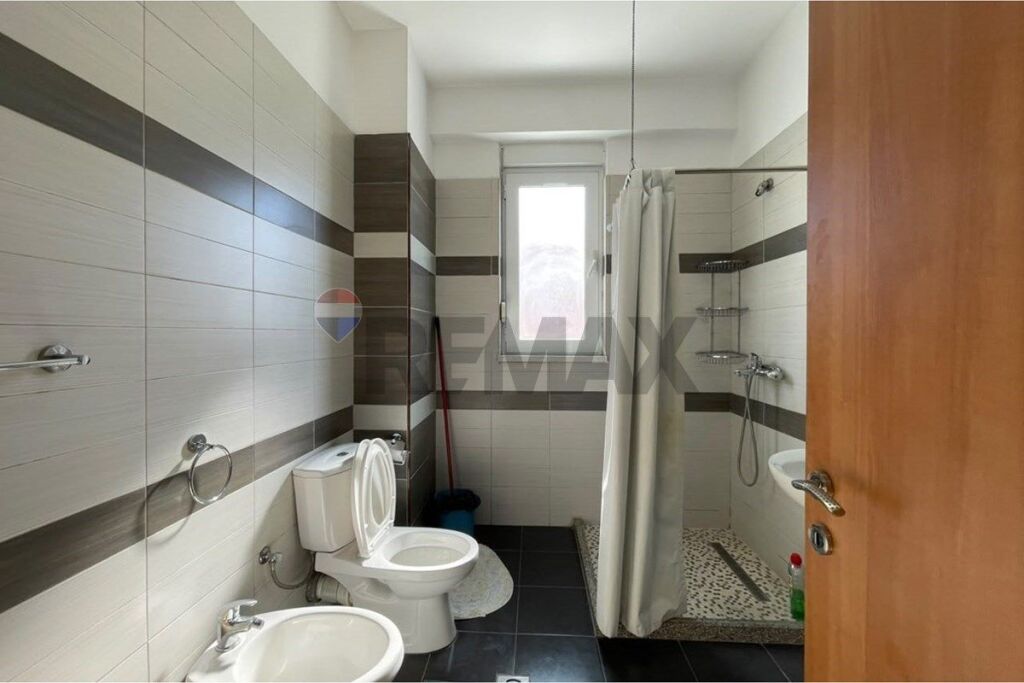 Appartamento 1+1 in affitto, Complesso Kontakt, 21 Dhjetori