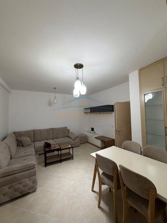 Shitet, Apartament 2+1, Kodra e Diellit, Tirane.