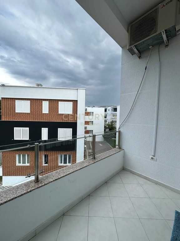 APARTAMENT 2+1 PËR SHITJE – 100 METRA LARG DETIT, NË GJIRIN E LALZIT !