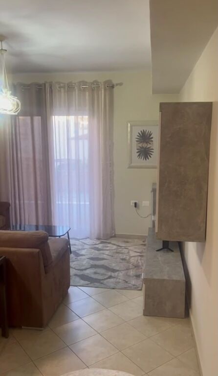 Jepet apartament 1+1 me qira tek Vasil Shanto