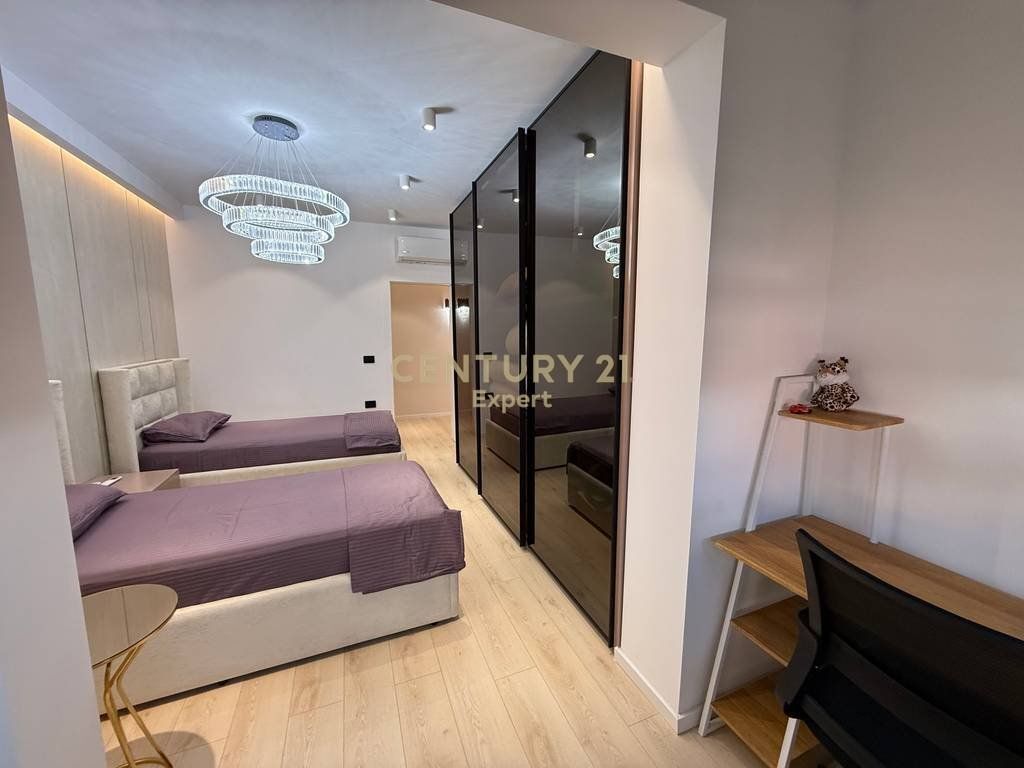 2+1+2 apartment for rent near Tirana Lake