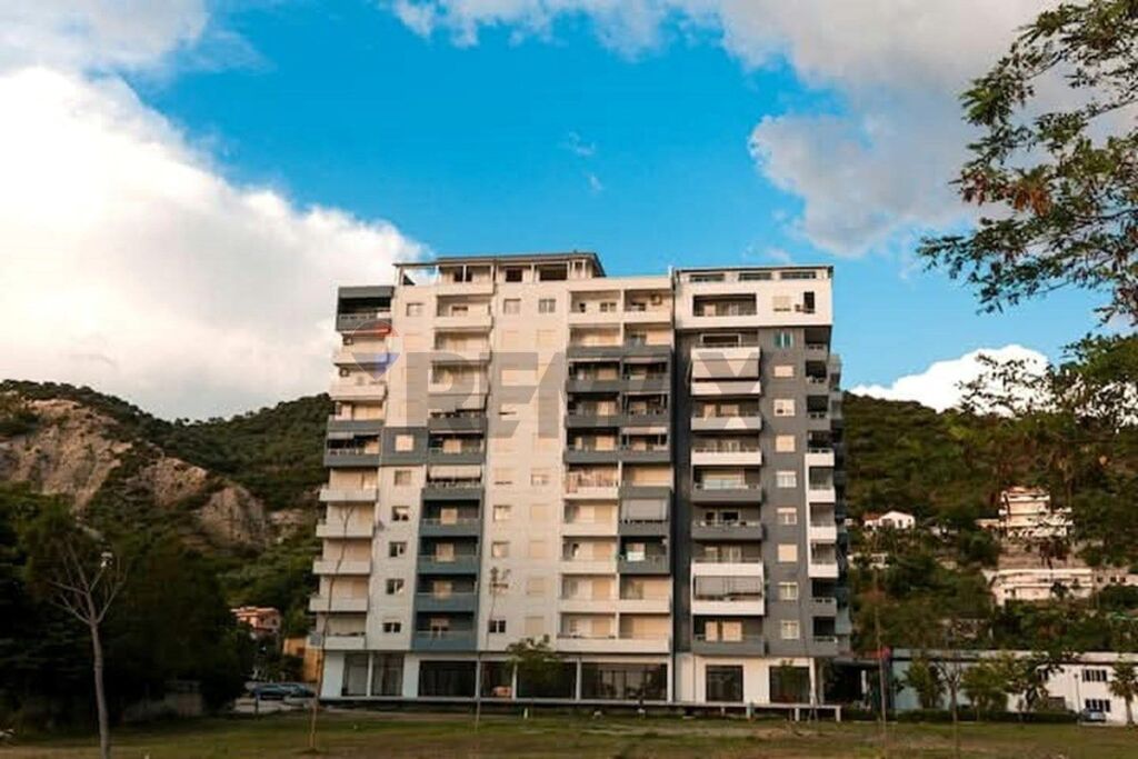 🏡 1+1 APARTMENT FOR LONG-TERM RENT – LUNGOMARE, VLORË!