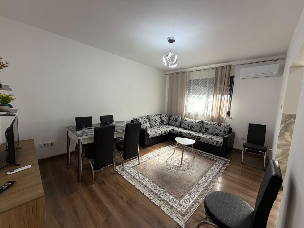 Jepet me qera 1+1 ne Durres