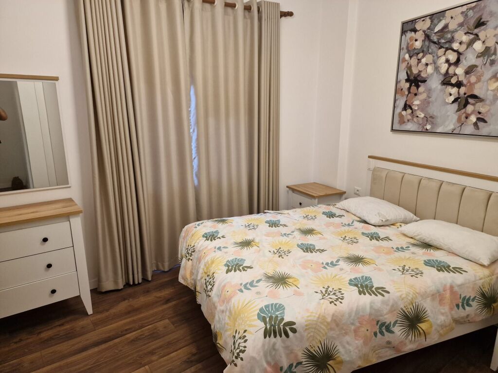 📌 JEPET ME QIRA APARTAMENT 2+1 | RRUGA NAIM FRASHËRI – PRANË RRUGËS SË AMBASADAVE