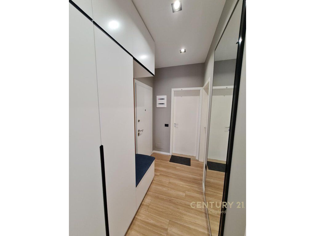 APARTAMENT PER QIRA 2+1,TEK KOMPLEKSI "KONTAKT"!