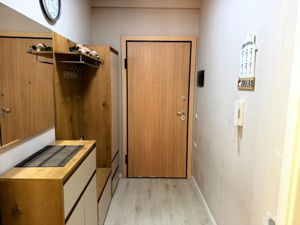 VENDESI APPARTAMENTO 1+1 CON POSTO AUTO – GREEN CITY