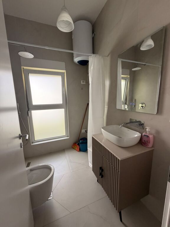 Apartament 1+1 me qira