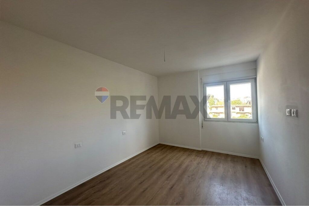 Apartament 2+1 ne Shitje Myslym Shyri