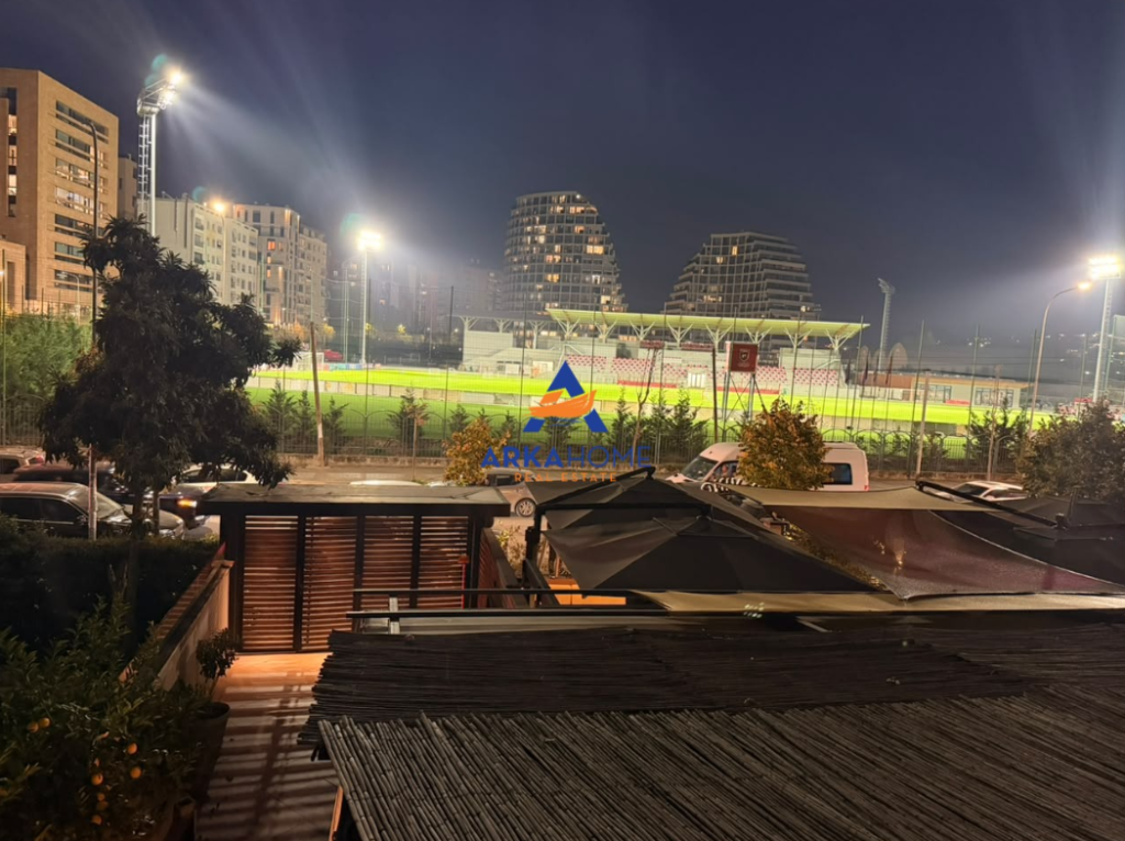 UFFICIO IN AFFITTO 168M2 "IN RRUGA E KOSOVARËVE" 2200 EURO