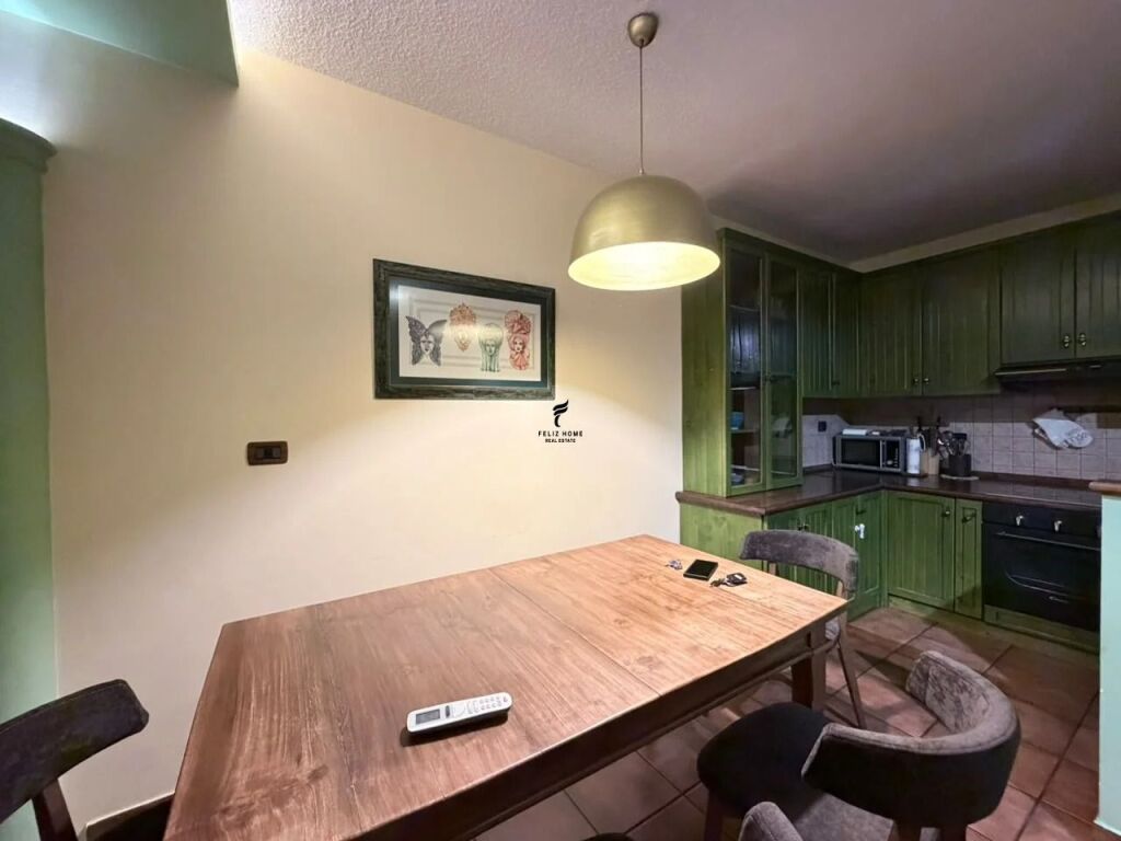 APARTAMENT ME QERA 2+1 RRUGA E KOSOVAREVE 100.000 LEKE FH-100093