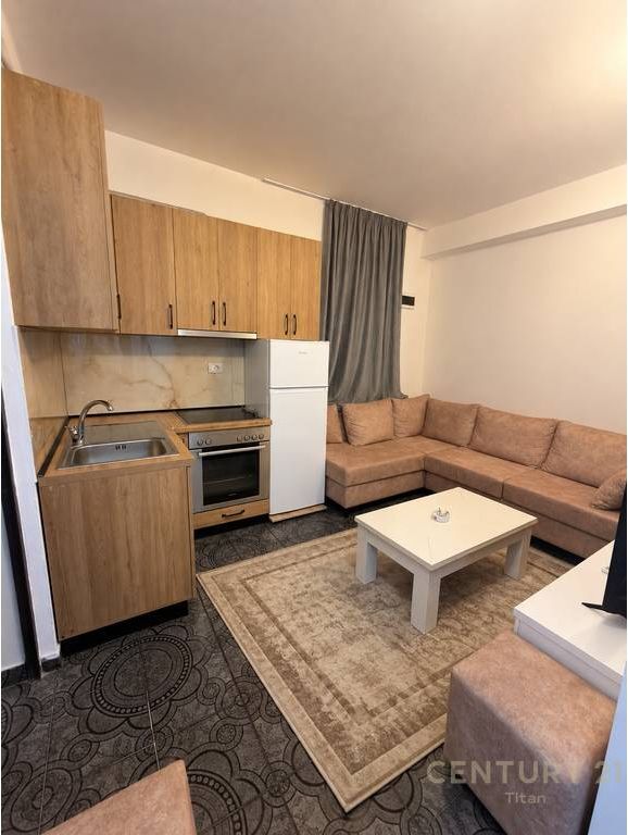 2+1+2 apartment for rent in Don Bosko near the church, first floor of a villa by the road