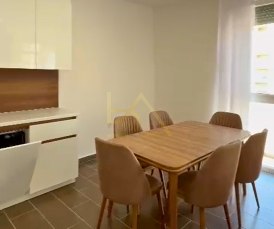 SHITET APARTAMENT 2+1 – SHËNGJIN, PRANË PLAZHIT