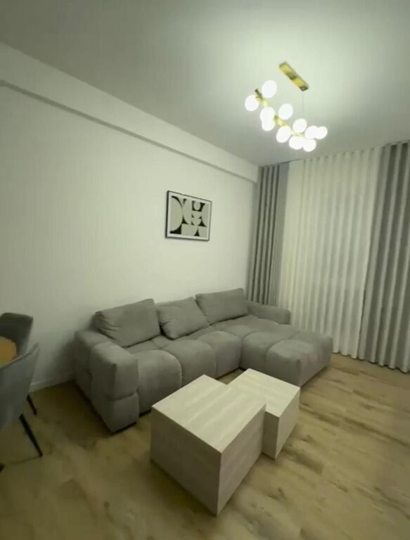 Affitto | Apartament 1 + 1 | Rruga 5 Maji | 550 €/mese
