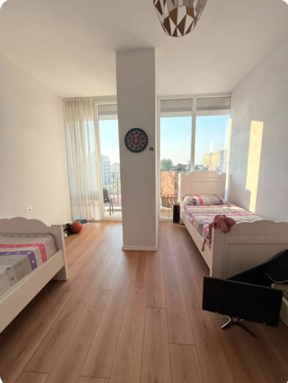 🏡 Apartament 2+1 në shitje pranë Gjimnazit “Partizani”