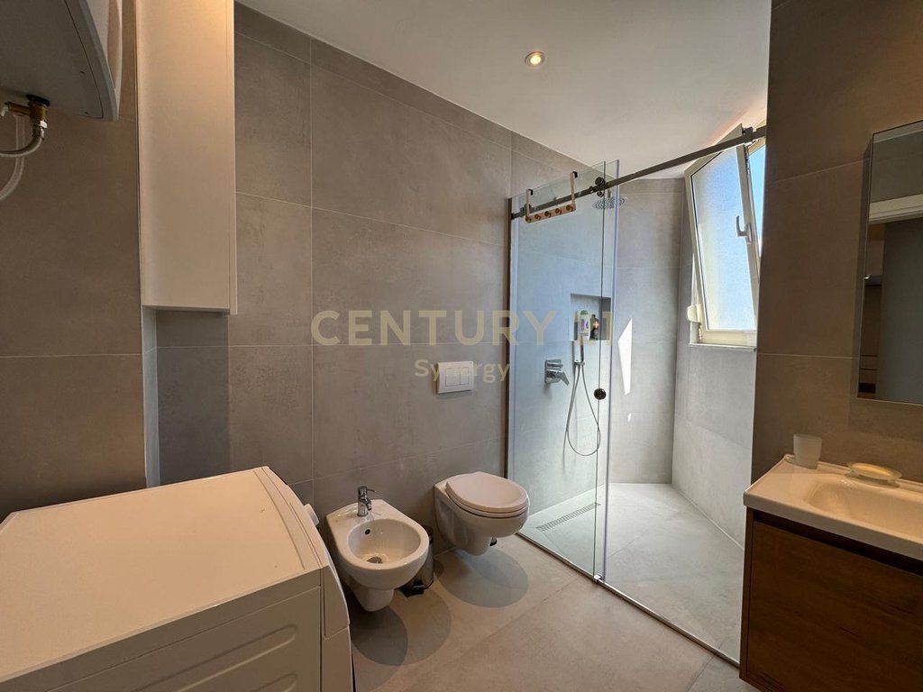 Appartamento 2+2 in Affitto sul Boulevard Zogu i Parë, Tirana - 1500€ |