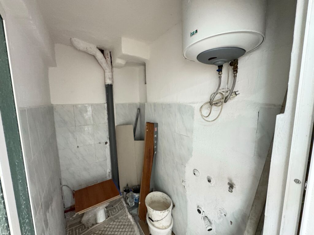 🏡 APARTAMENT 1+1 NË SHITJE – PLAZH (DURRËS)