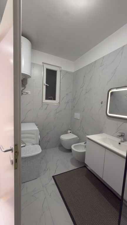 2+1 apartment for rent with balcony, 7th floor, 68m, (Tirana, 5 Maji Street)