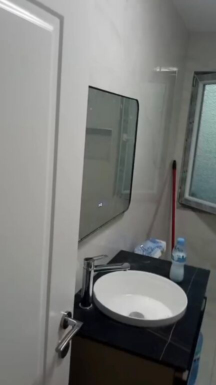 Rent | Apartament 2 + 1 | Rruga e Durrësit | 800 €/month