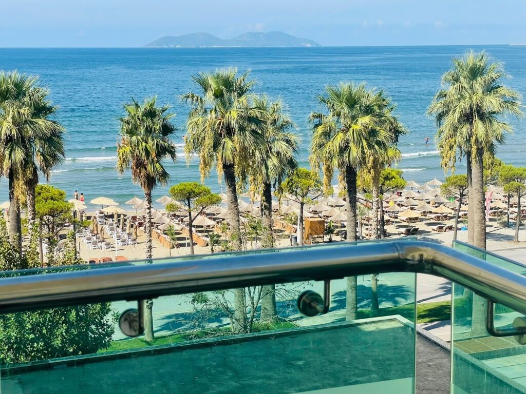 Cfront Apartment Lungomare