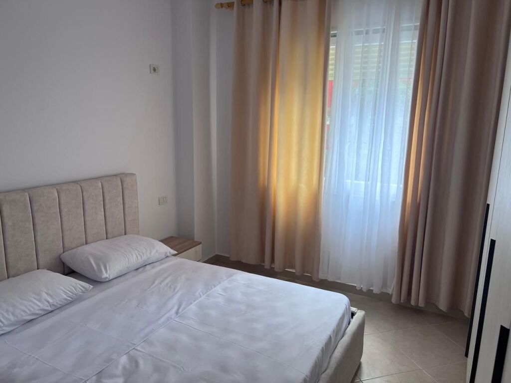 🏡 SHITET APARTAMENT 1+1 – ZONA E FRESKUT