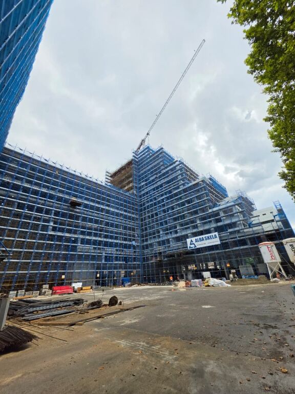 # IN VENDITA: 💪 BIG Monolocale (41,27m²) 📍Lion Park II 🏗️🌇 21° Piano 🔥 Vista Ultra Panoramica (88.000€ 💸) 🌐