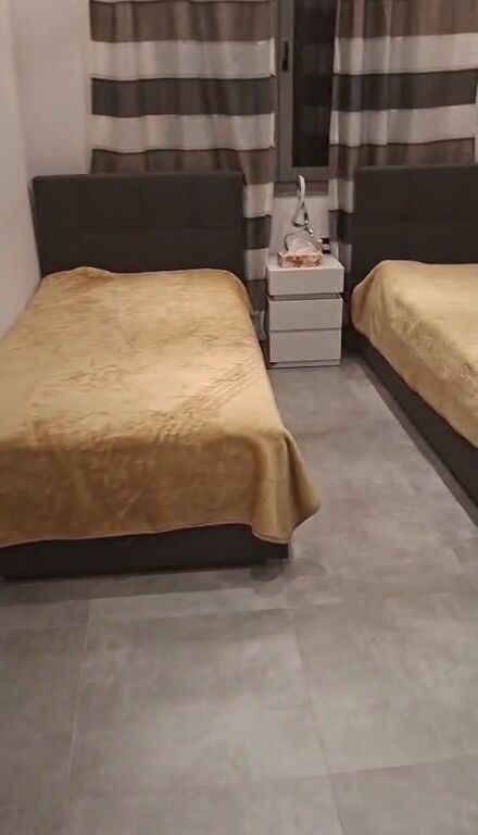 1+1 apartment for rent in the Paris Commune.
