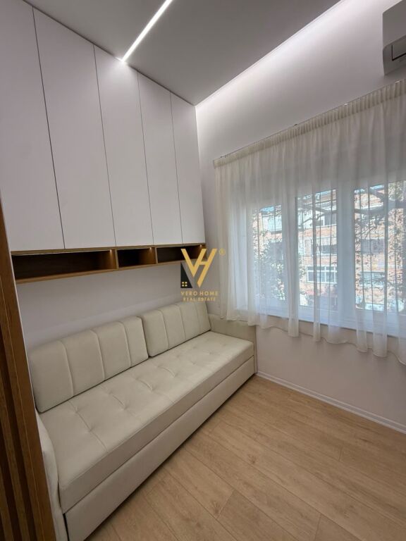 JEPET GARSIONERE 45 M2 ME QERA TE MYSLYM SHYRI 55.000 LEKE